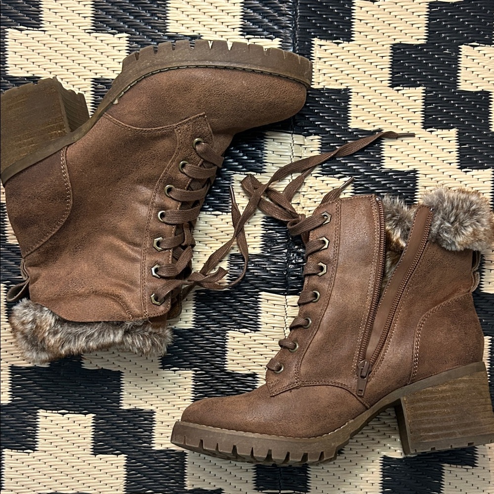 Steve Madden Tan Lace-Up Boots with Faux Fur Trim
